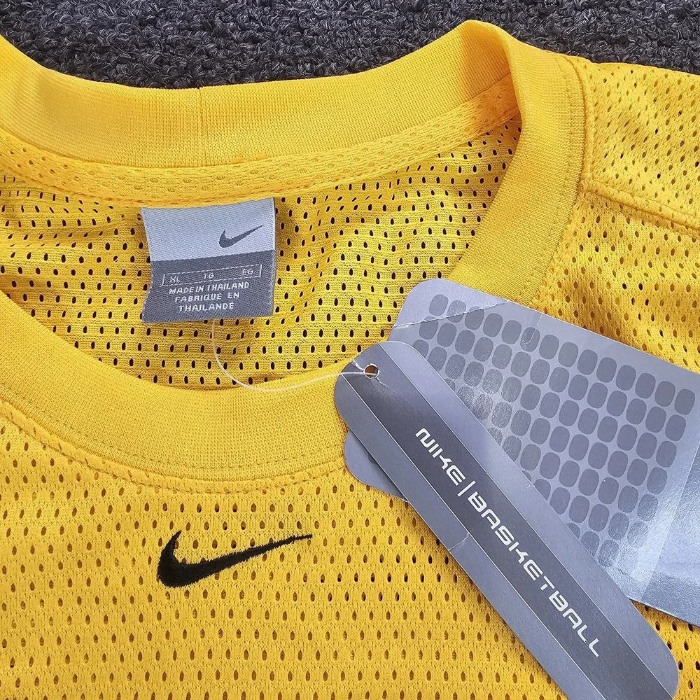 Vintage Nike Ballers‎ Jersey Mens XL Spellout Logo Yellow Center Swoosh Y2k